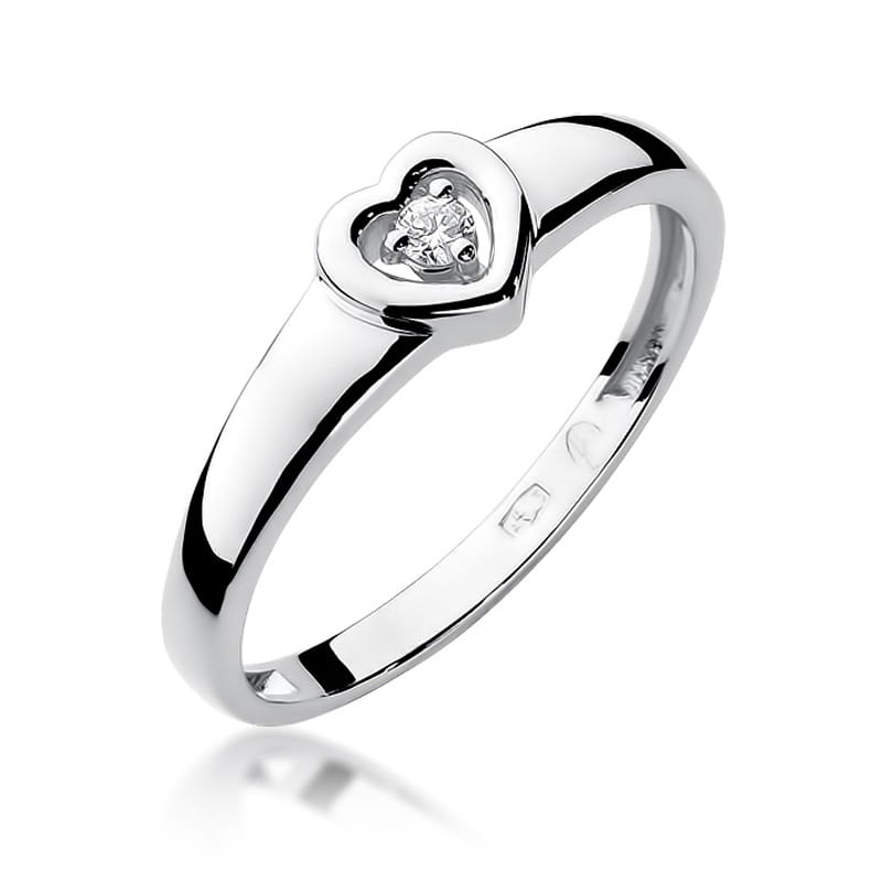 Gold Ring With Diamond 0.04ct