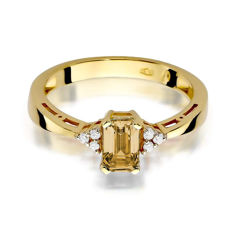 Gold Ring With Citrine And Diamonds