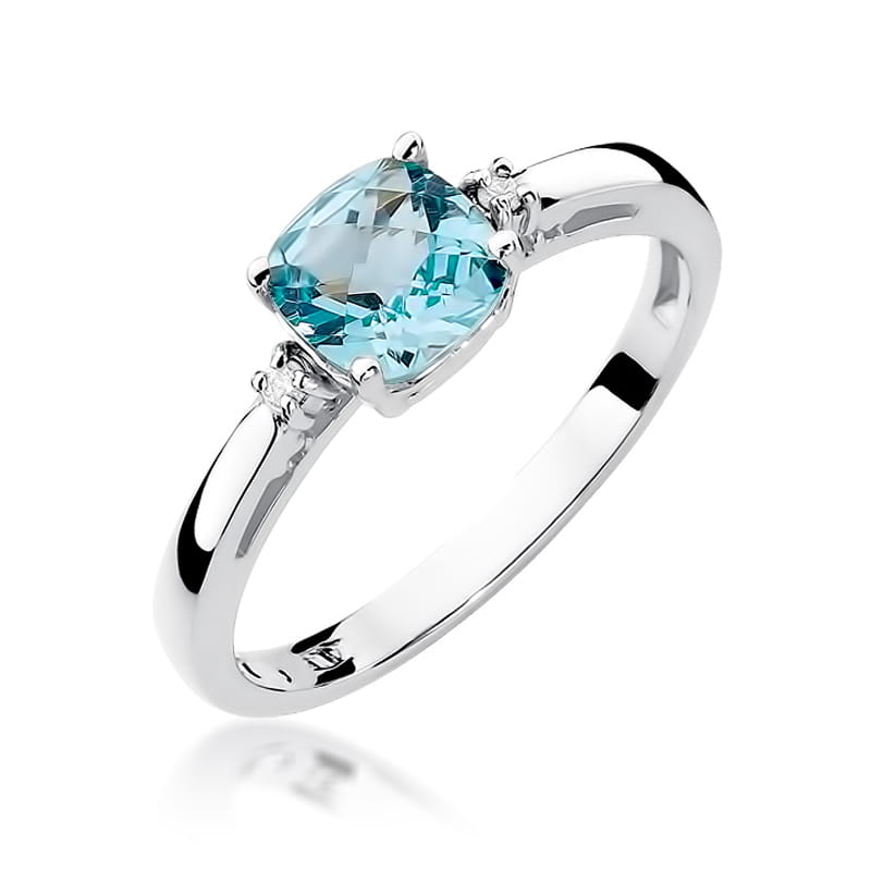 Gold Ring With Topaz And Diamonds