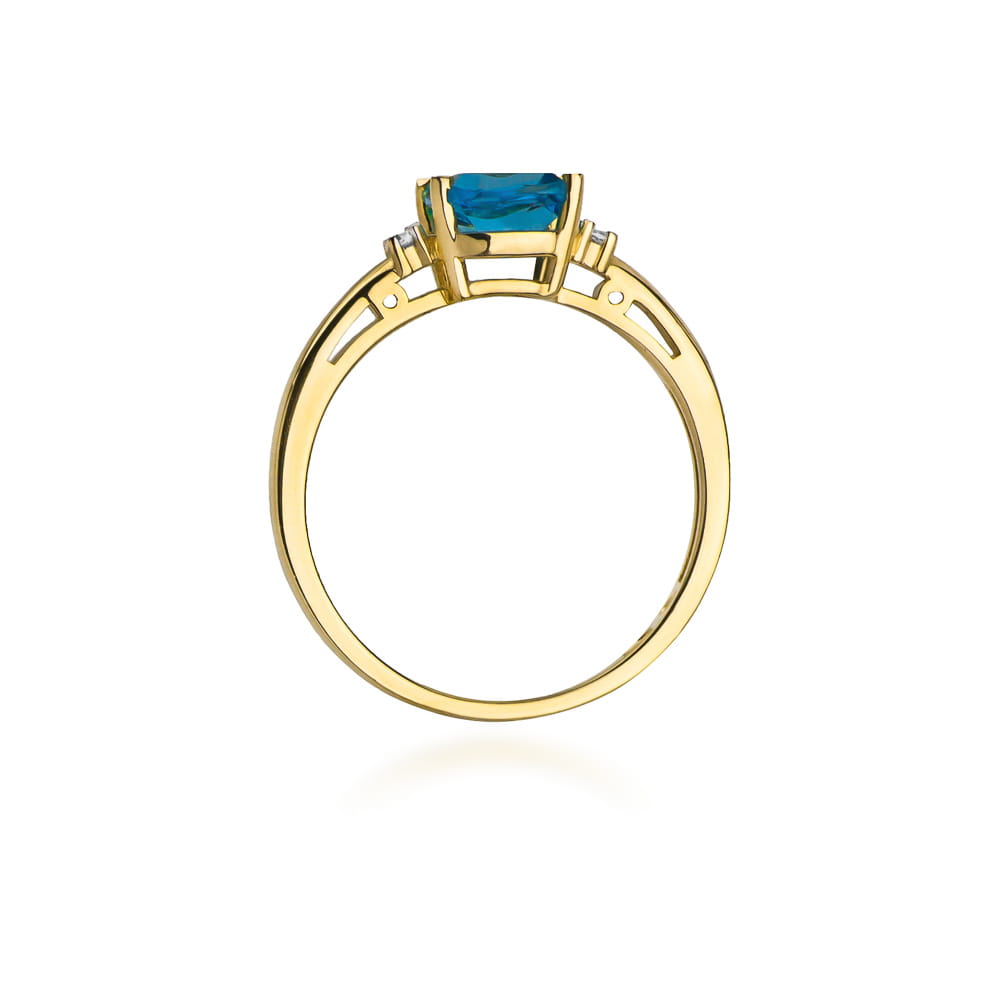Gold Ring With Topaz And Diamonds