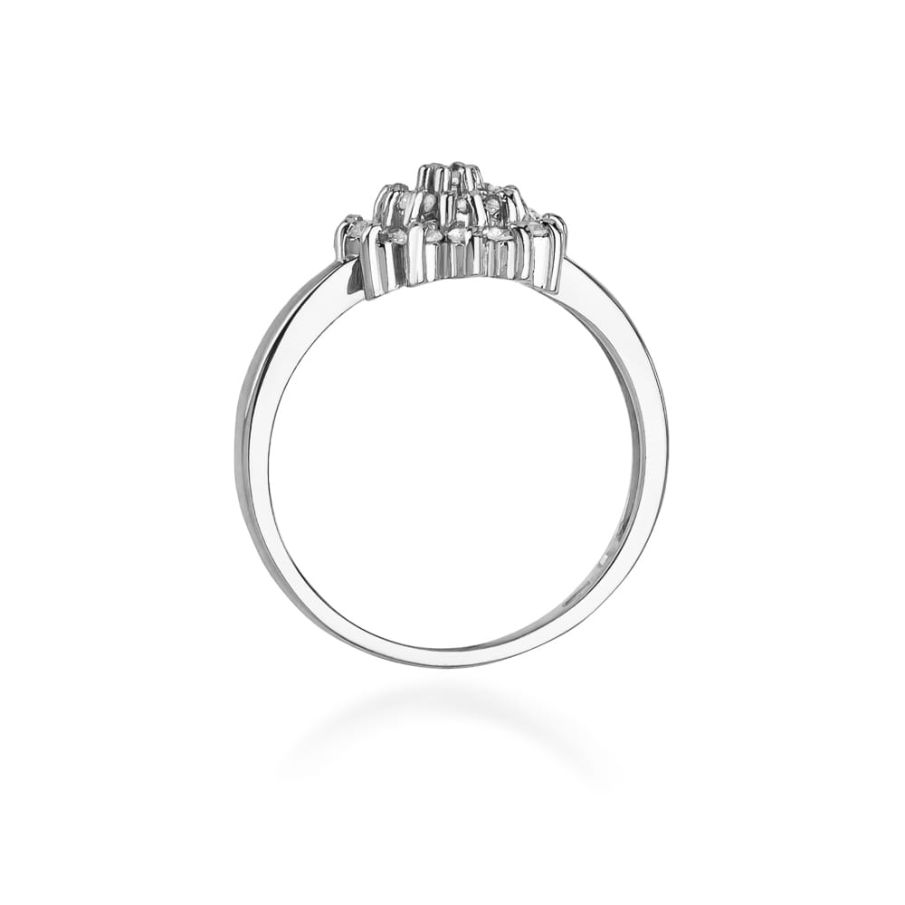 Gold Ring With Diamonds