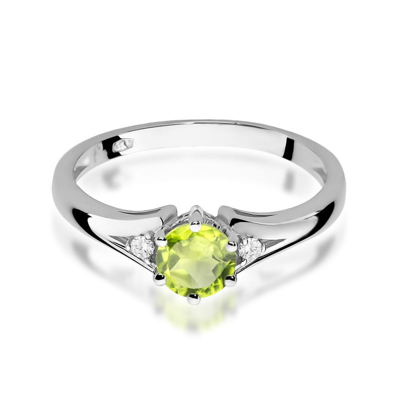 Gold Ring With Peridot And Diamonds