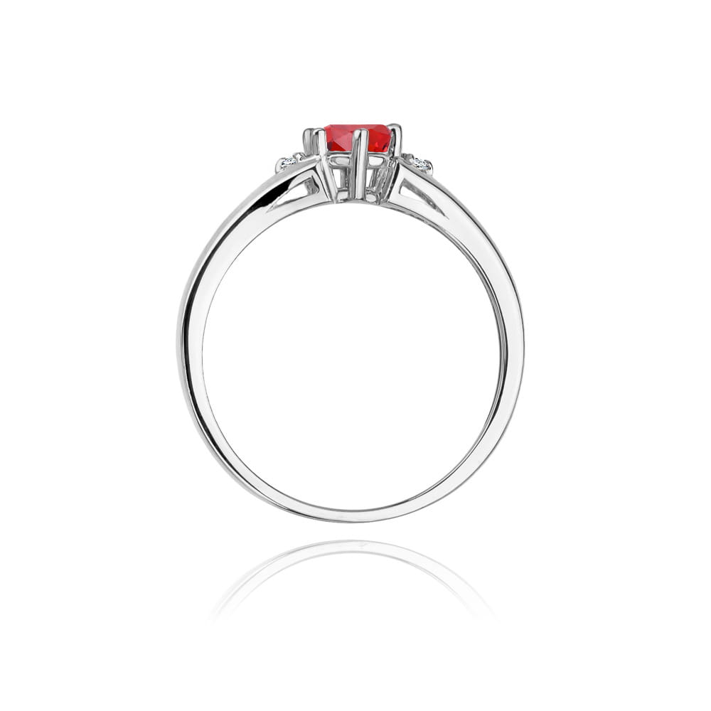 Gold Ring With Ruby And Diamonds
