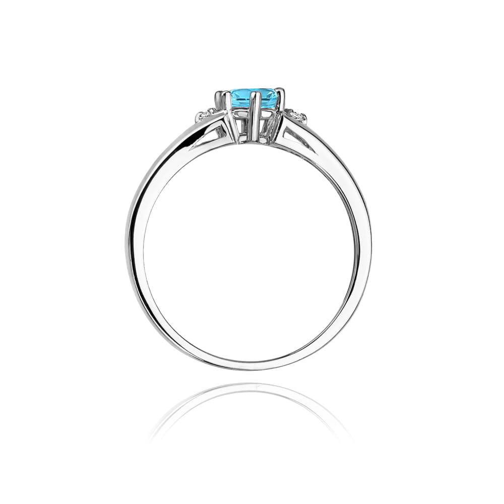 Gold Ring With Topaz And Diamonds