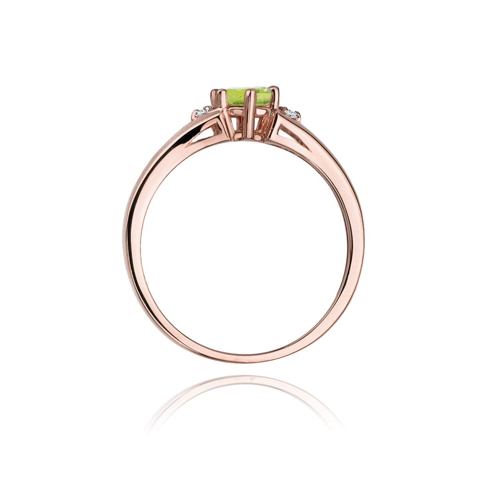 Gold Ring With Peridot And Diamonds