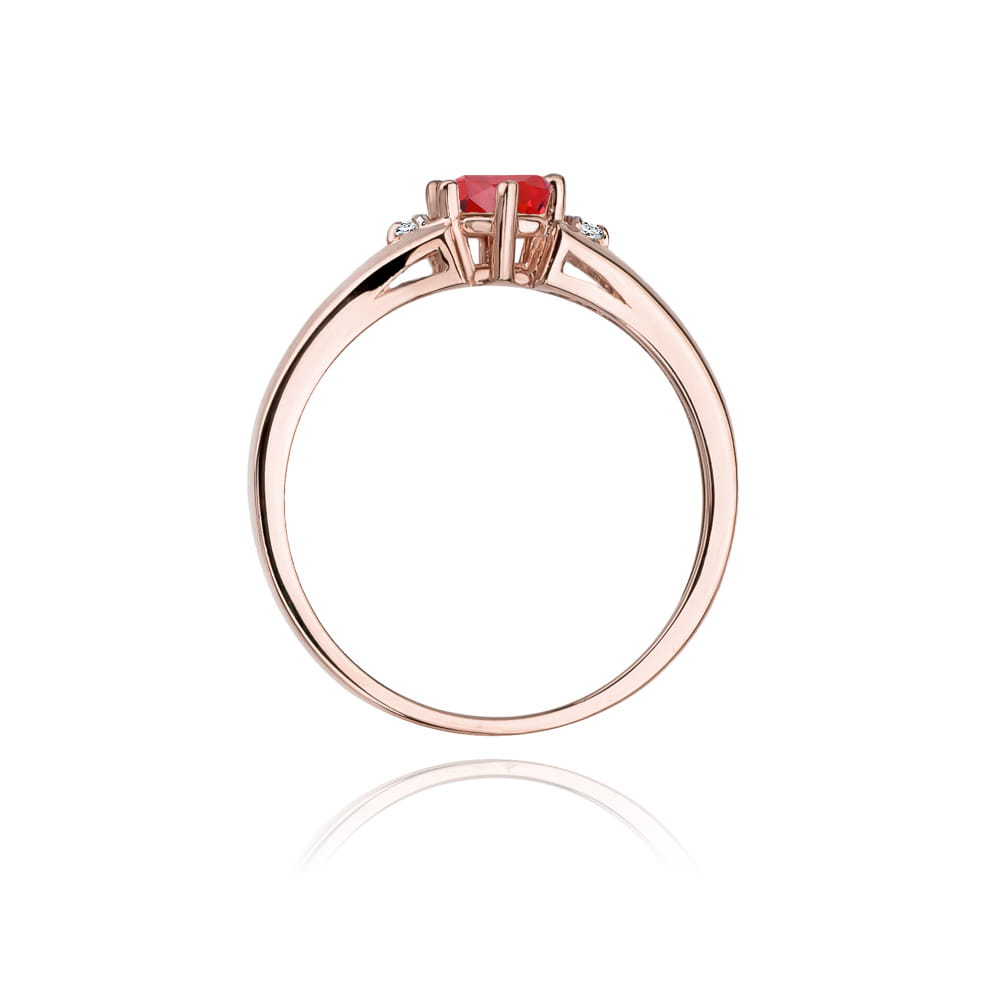 Gold Ring With Ruby And Diamonds