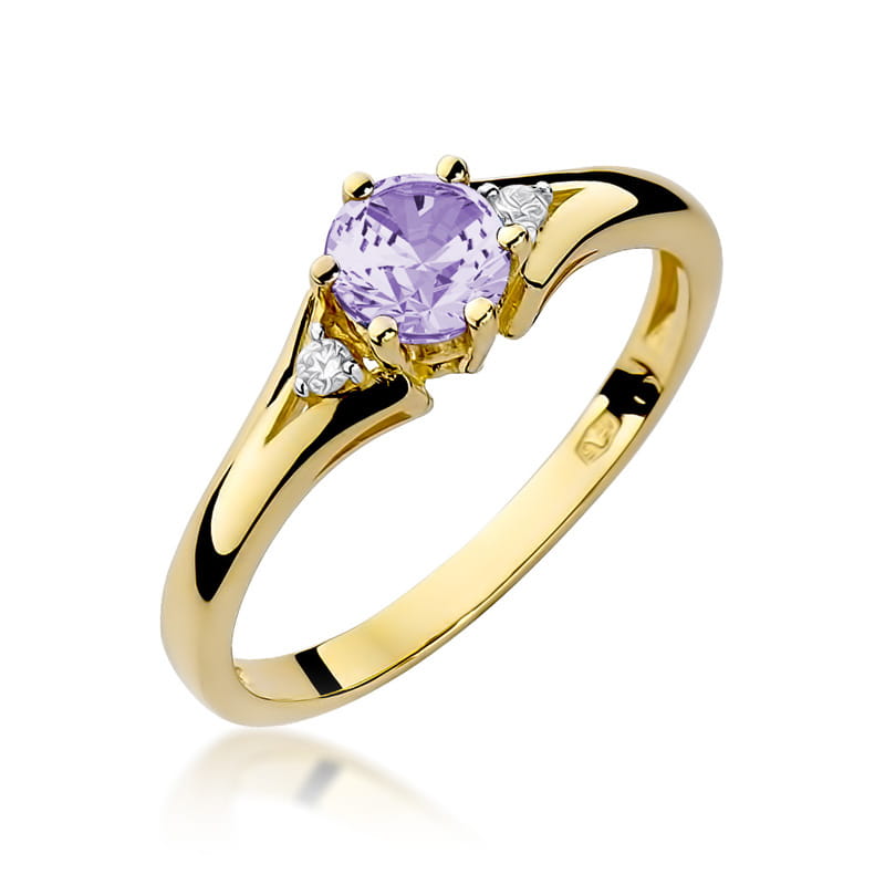 Gold Ring With Amethyst And Diamonds