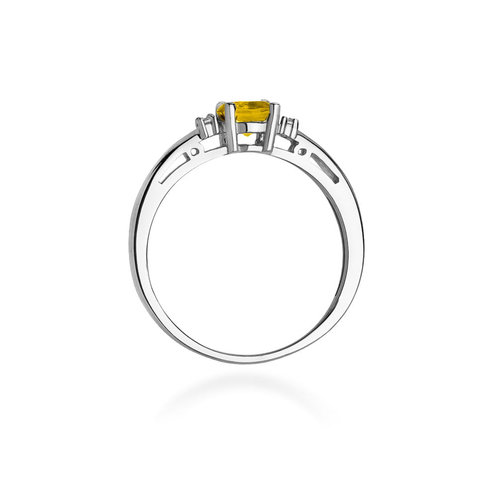 Gold Ring With Citrine And Diamonds