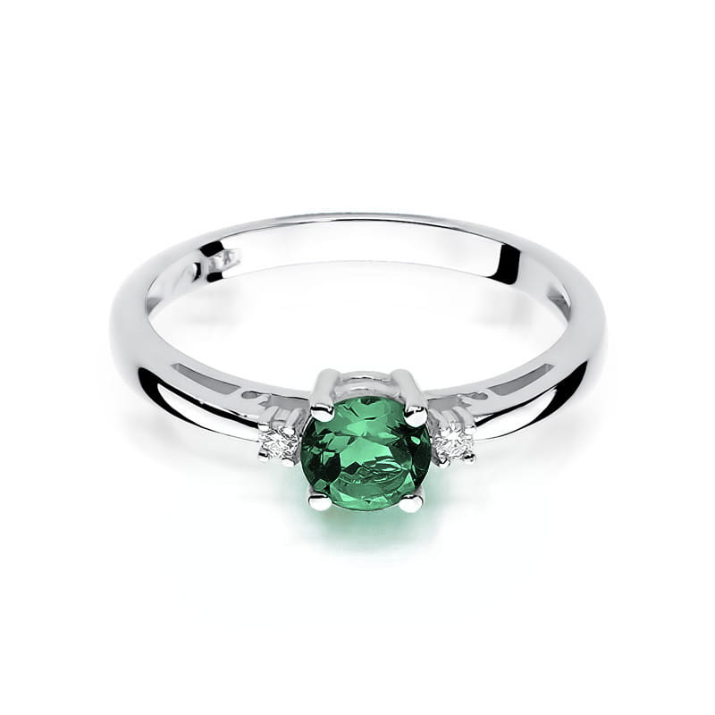 Gold Ring With Emerald And Diamonds