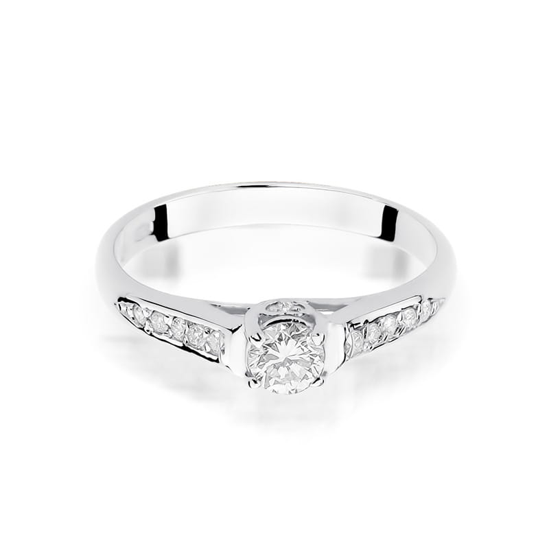 Gold Ring With Diamonds