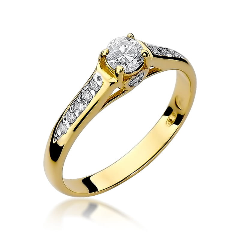 Gold Ring With Diamonds
