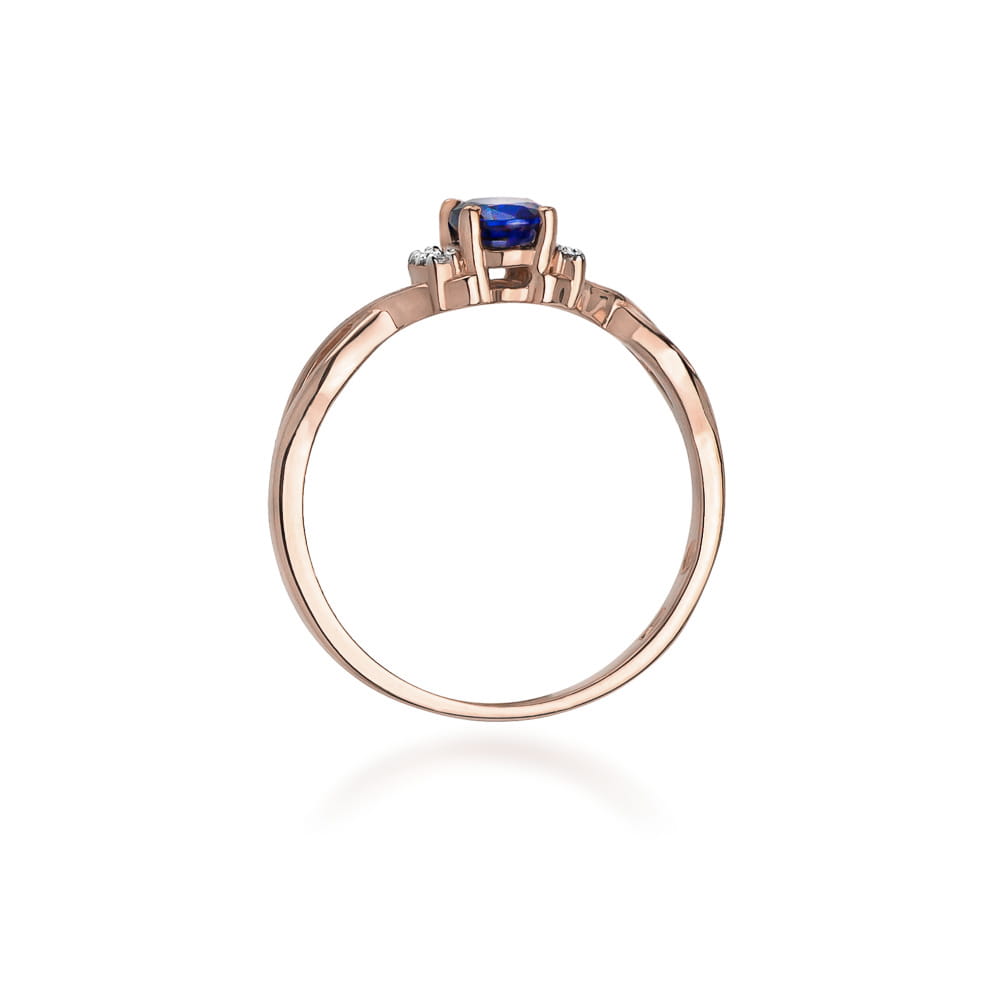 Gold Ring With Tanzanite And Diamonds