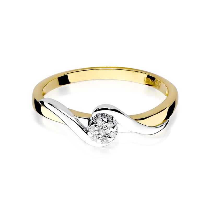 Gold Ring With Diamonds