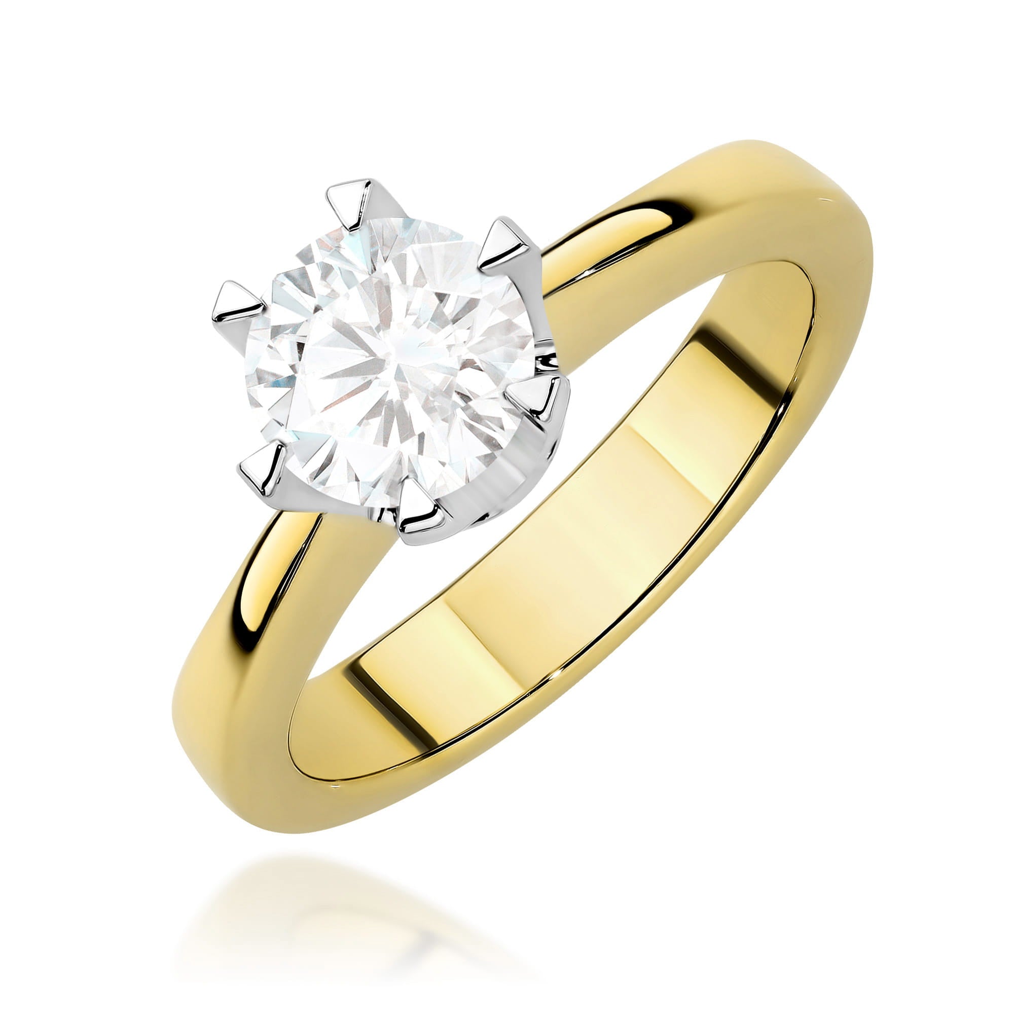 Gold Ring With Lab-Grown Diamond