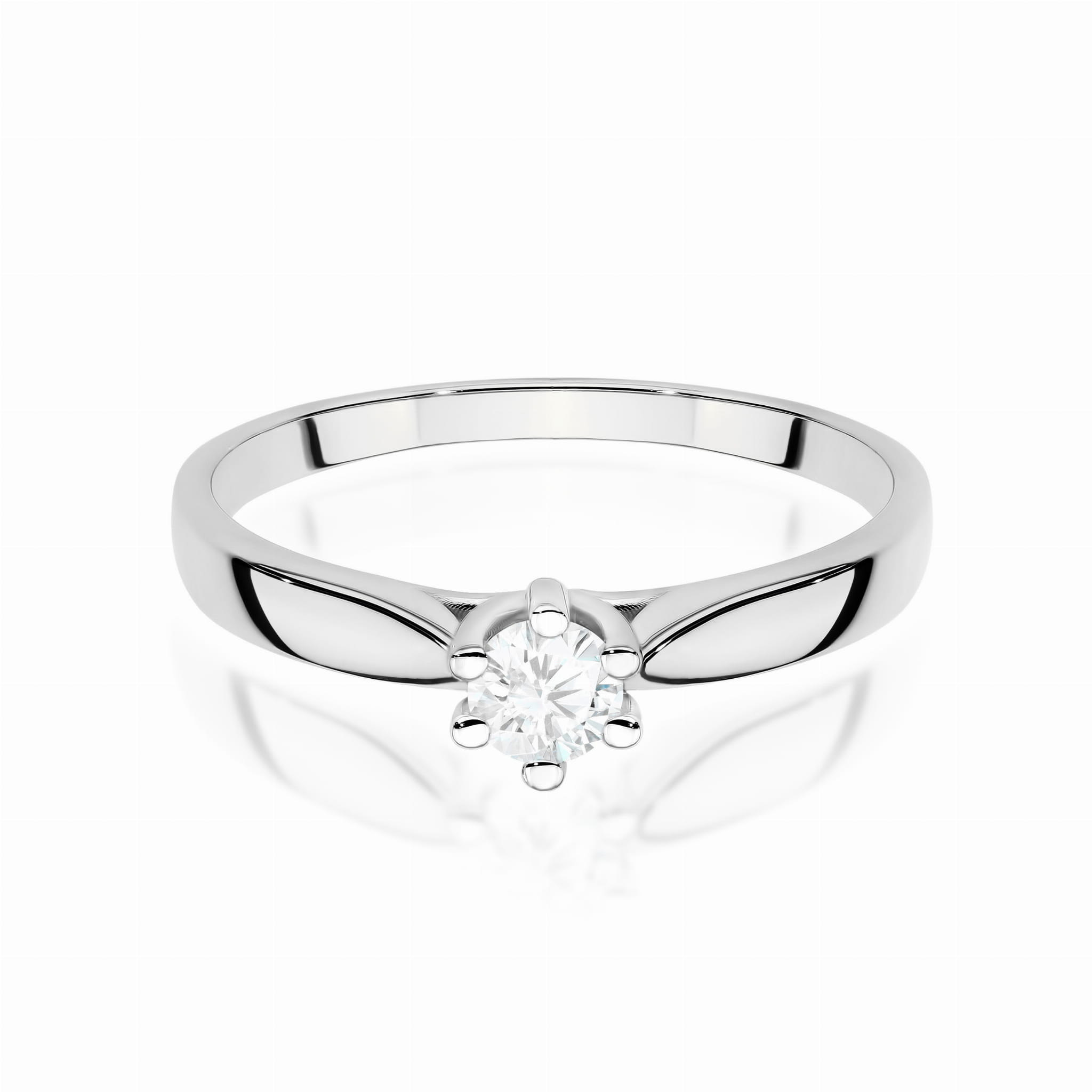 Gold Ring With Lab-Grown Diamond