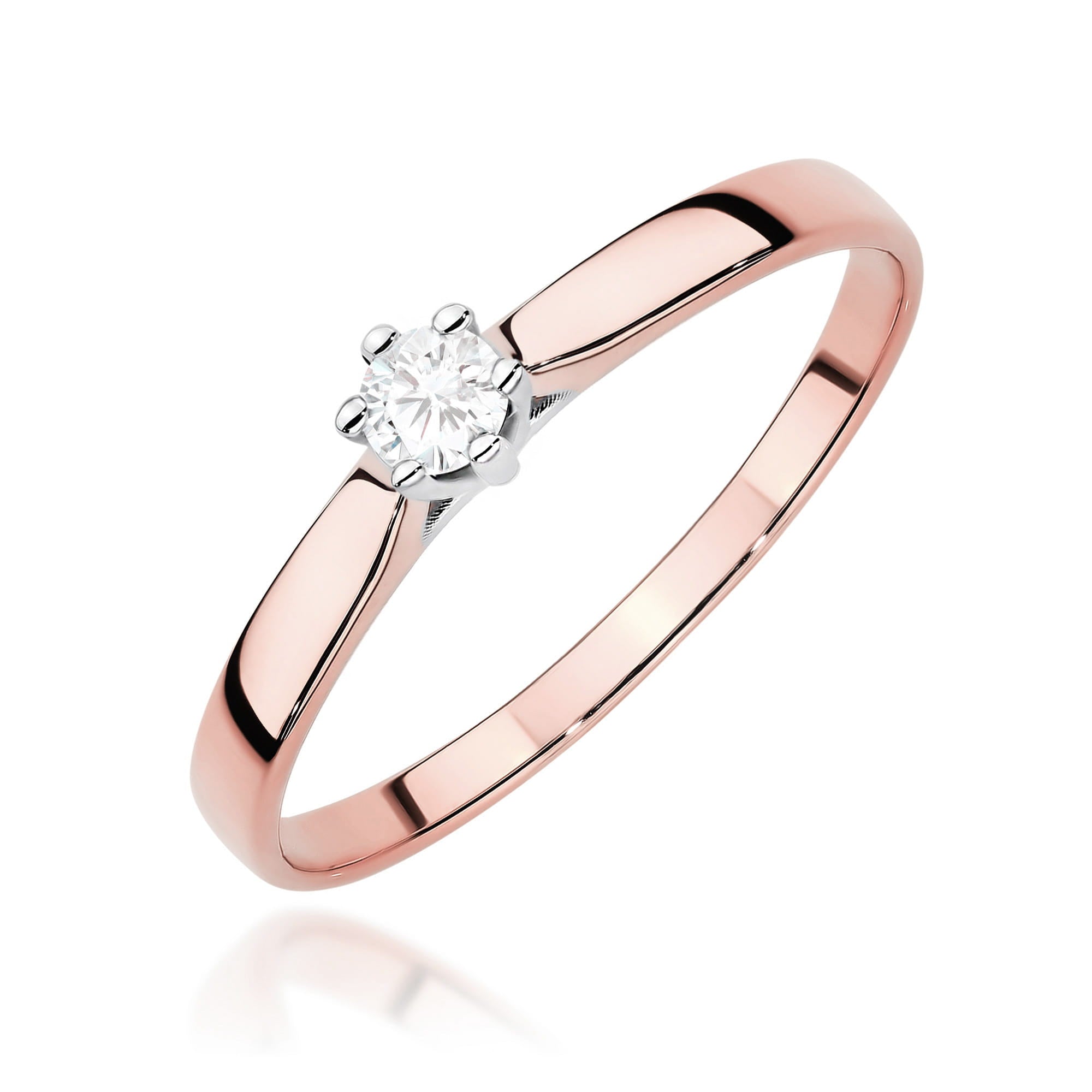 Gold Ring With Lab-Grown Diamond