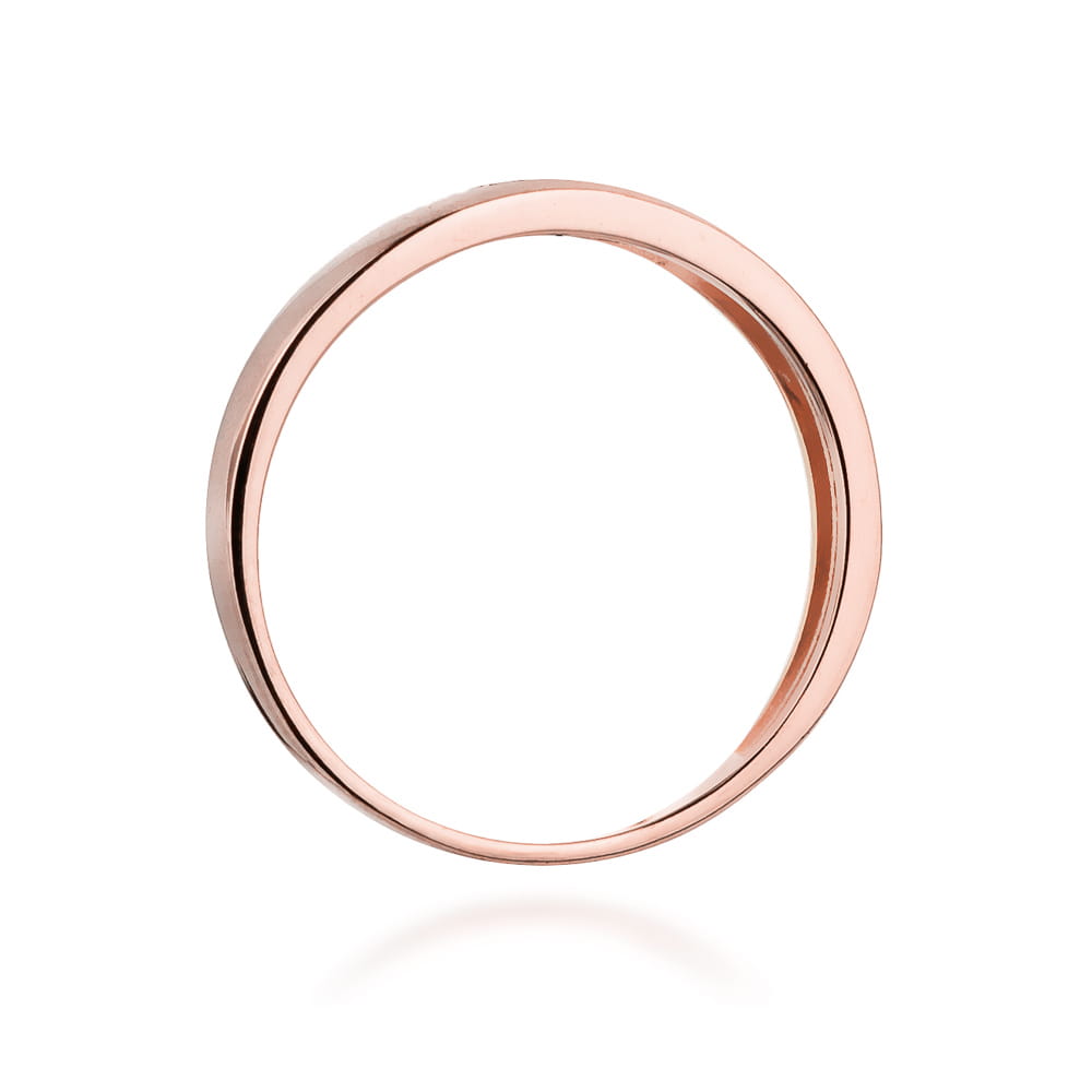 Gold Ring With Diamonds