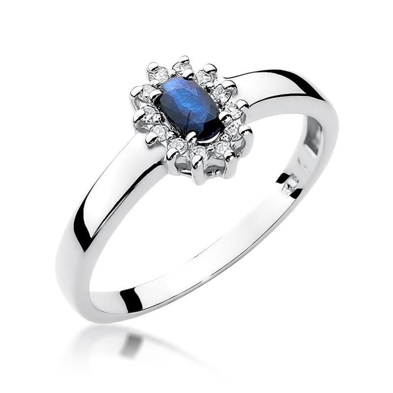 Gold Ring With Sapphire And Diamonds
