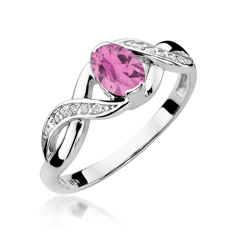 Gold Ring With Pink Sapphire And Diamonds