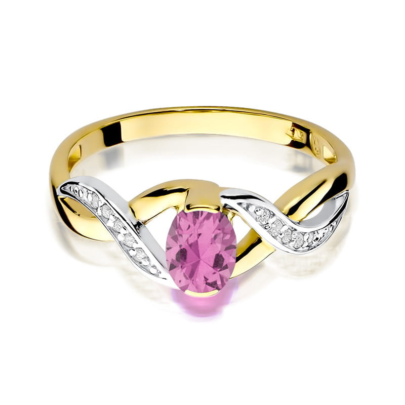 Gold Ring With Pink Sapphire And Diamonds