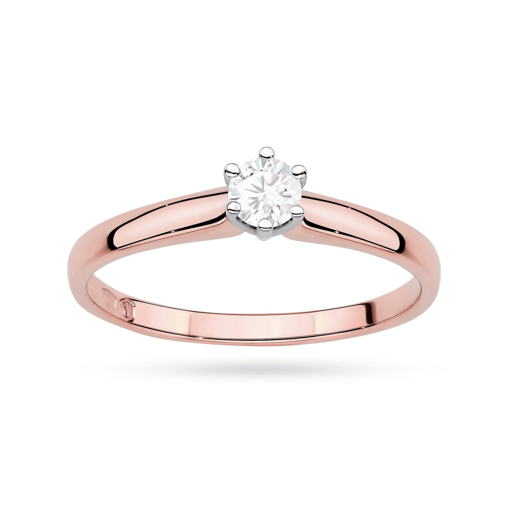 Gold Ring With Lab-Grown Diamond