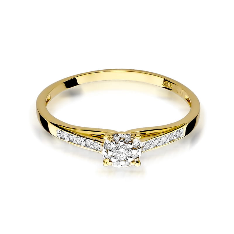 Gold Ring With Diamonds