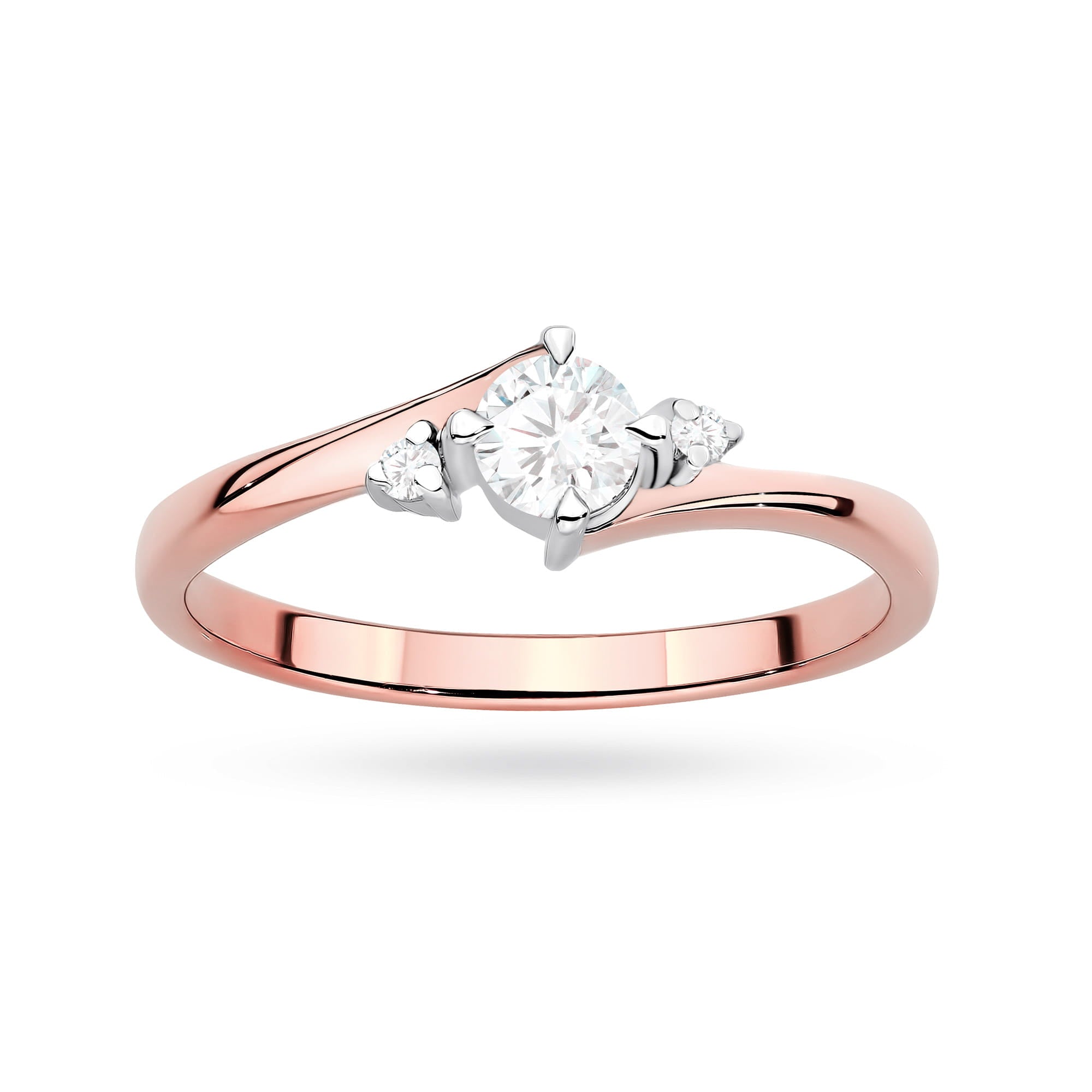 Gold Ring With Lab-Grown Diamonds