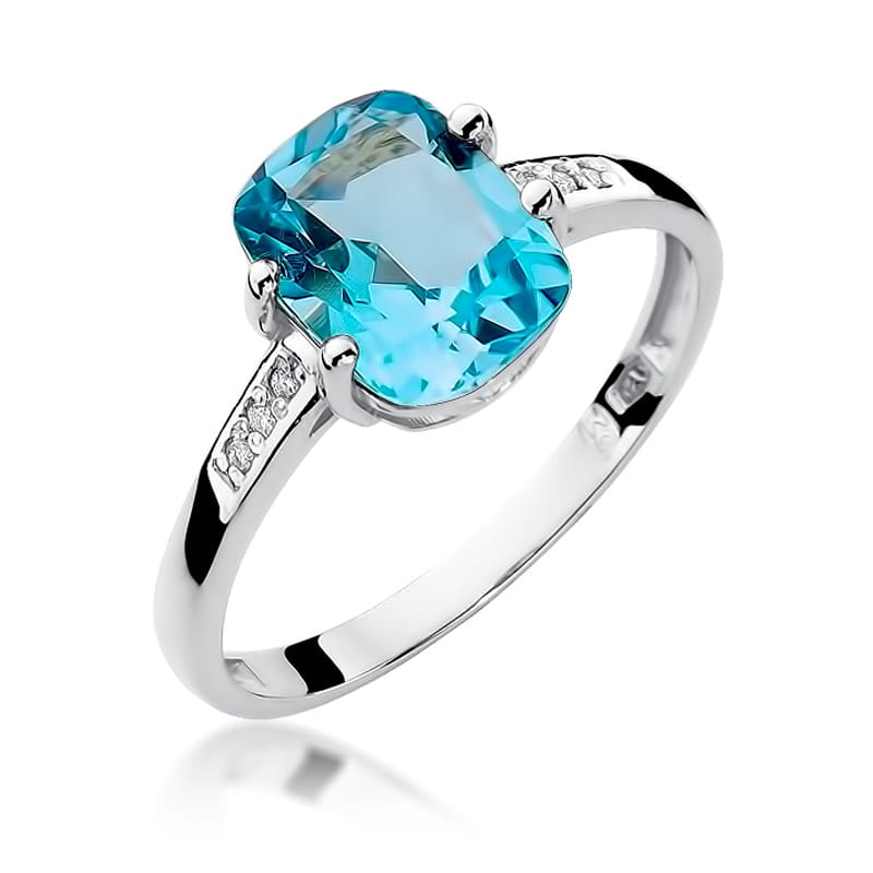 Gold Ring With Topaz And Diamonds