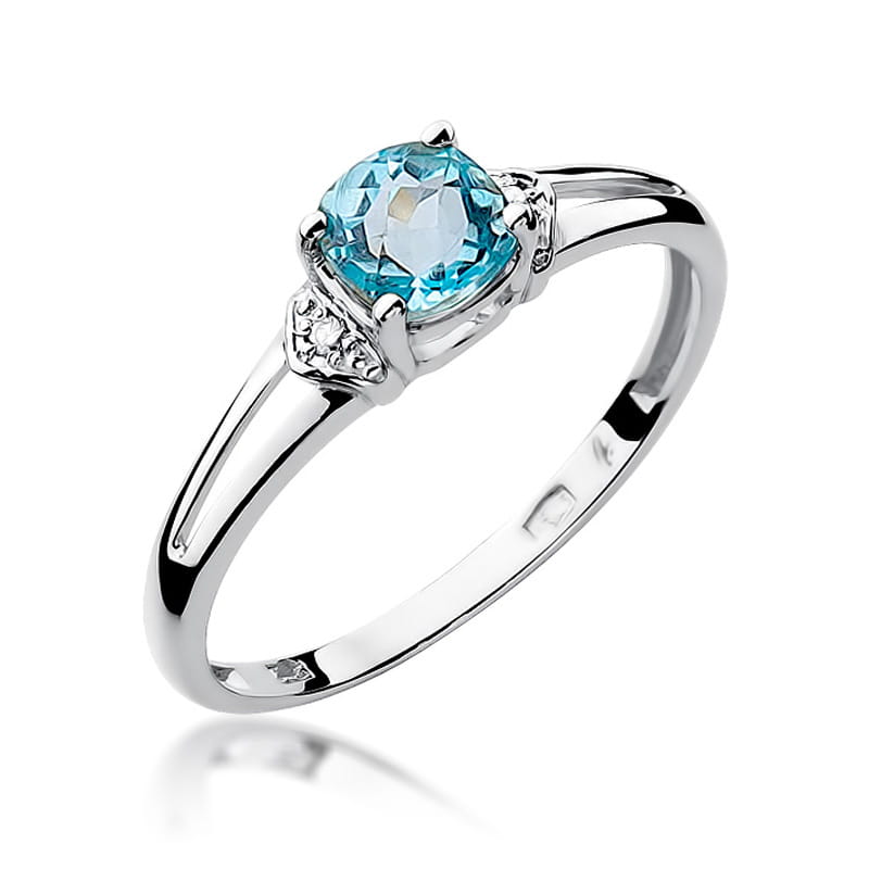 Gold Ring With Topaz And Diamonds