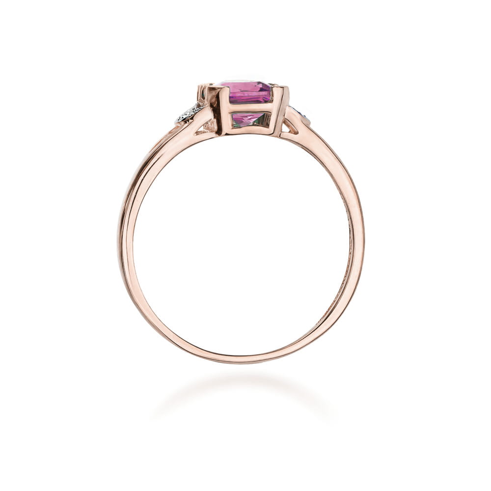 Gold Ring With Pink Topaz And Diamonds