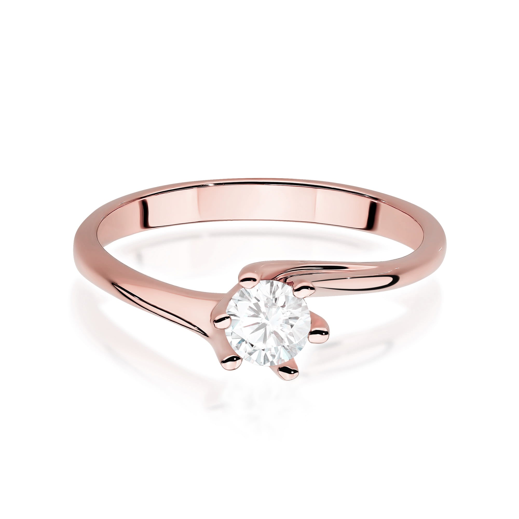 Gold Ring With Lab-Grown Diamond