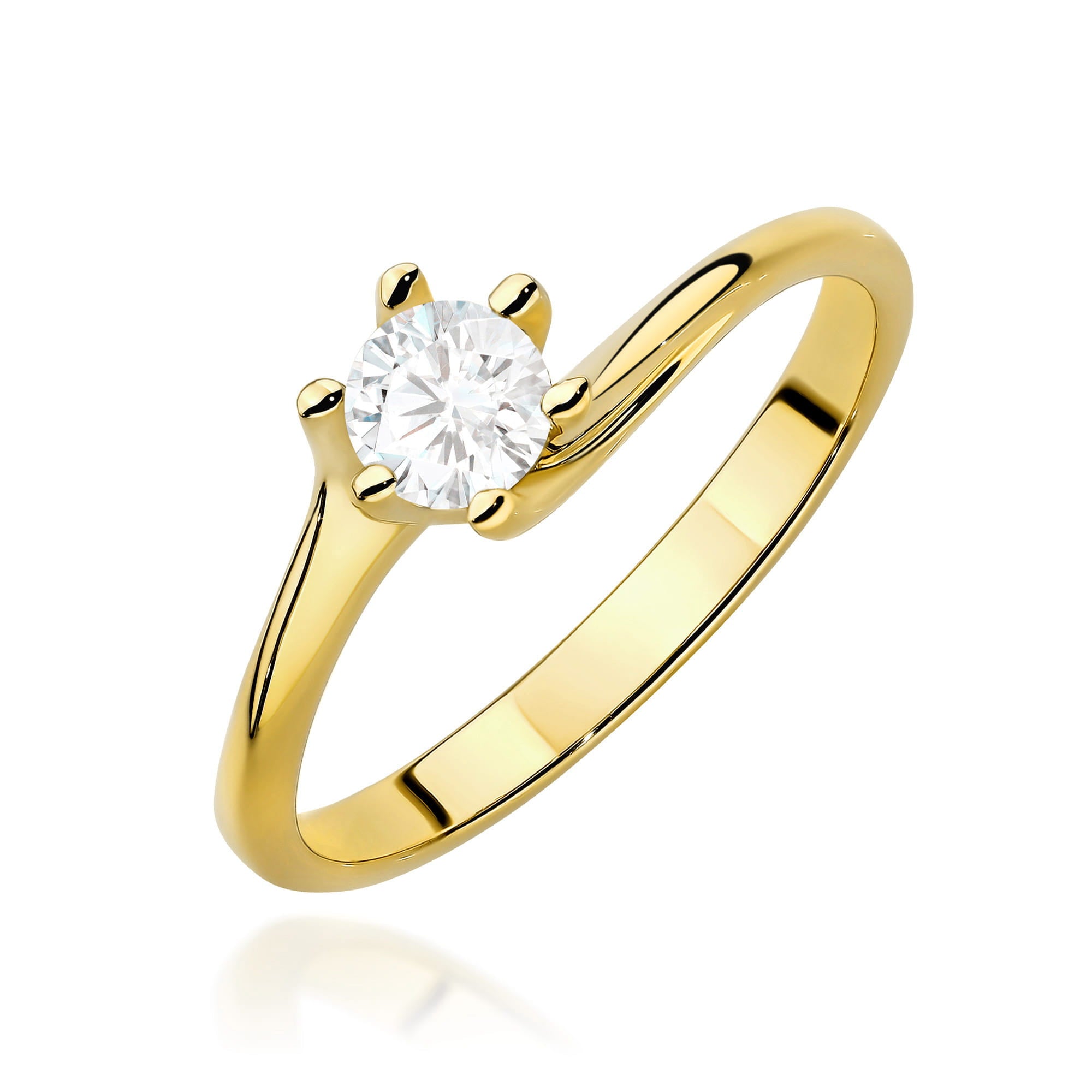 Gold Ring With Lab-Grown Diamond