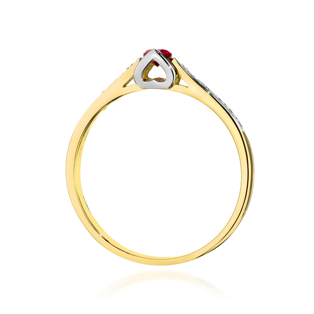 Gold Ring With Ruby And Diamonds