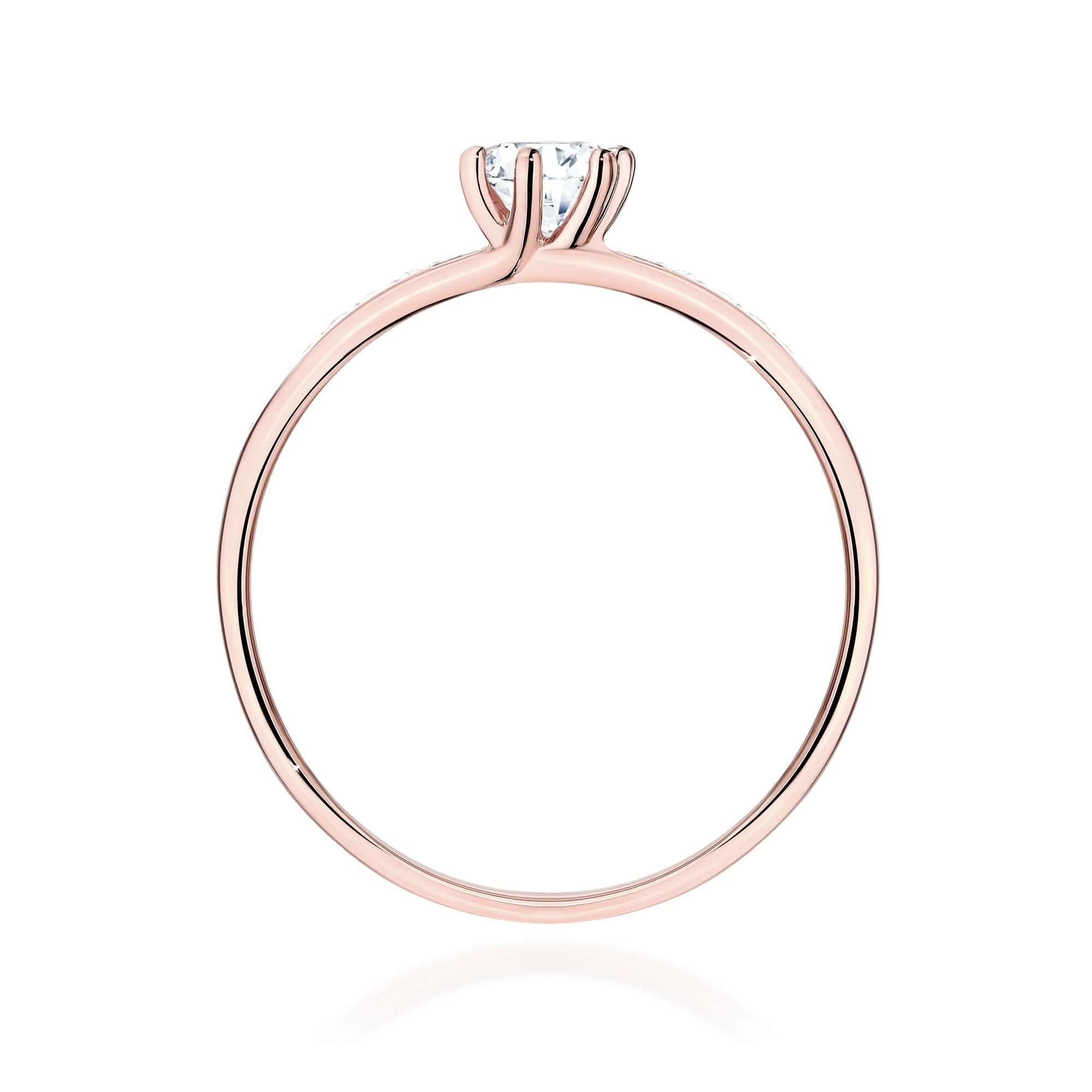 Gold Ring With Lab-Grown Diamonds