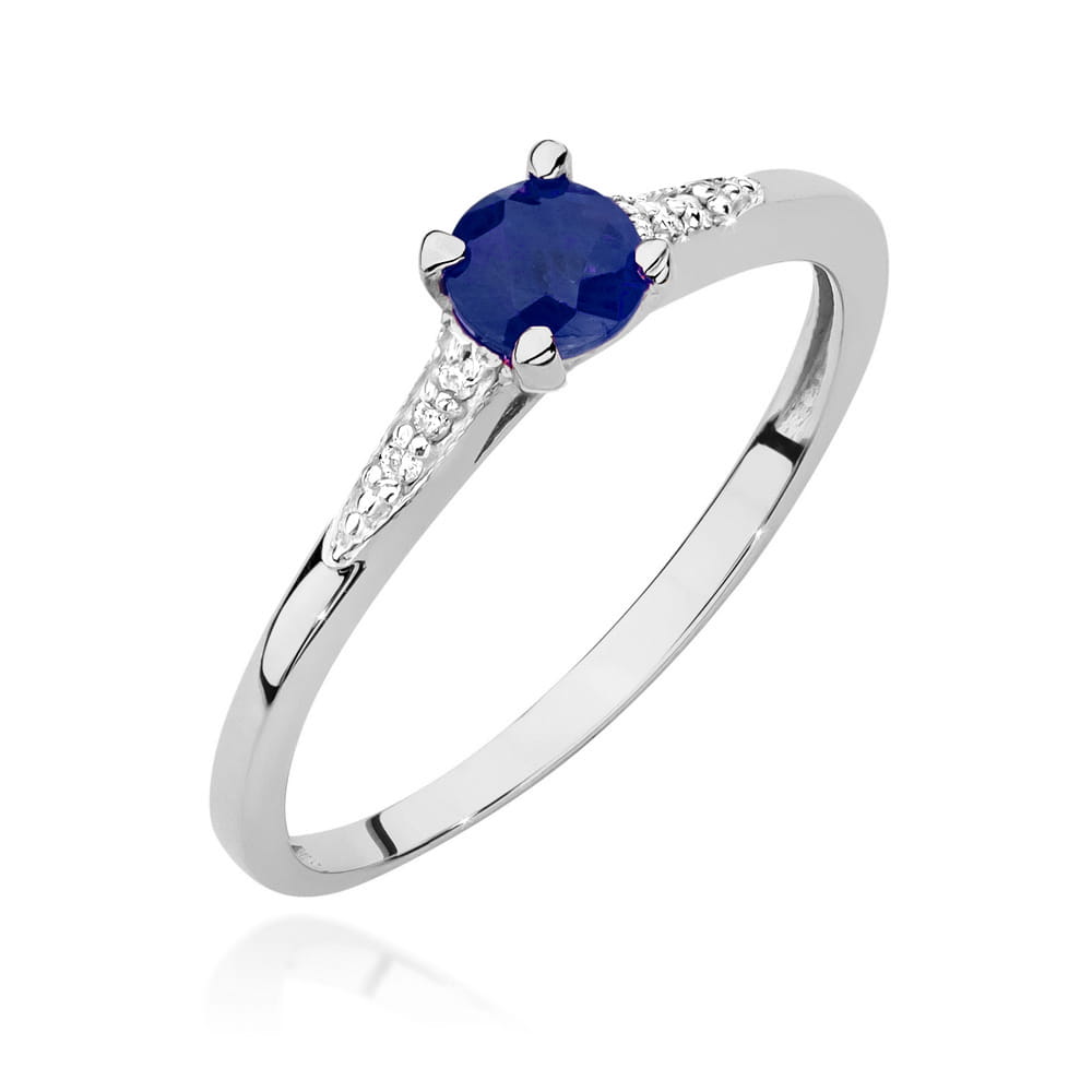 Gold Ring With Sapphire And Diamonds