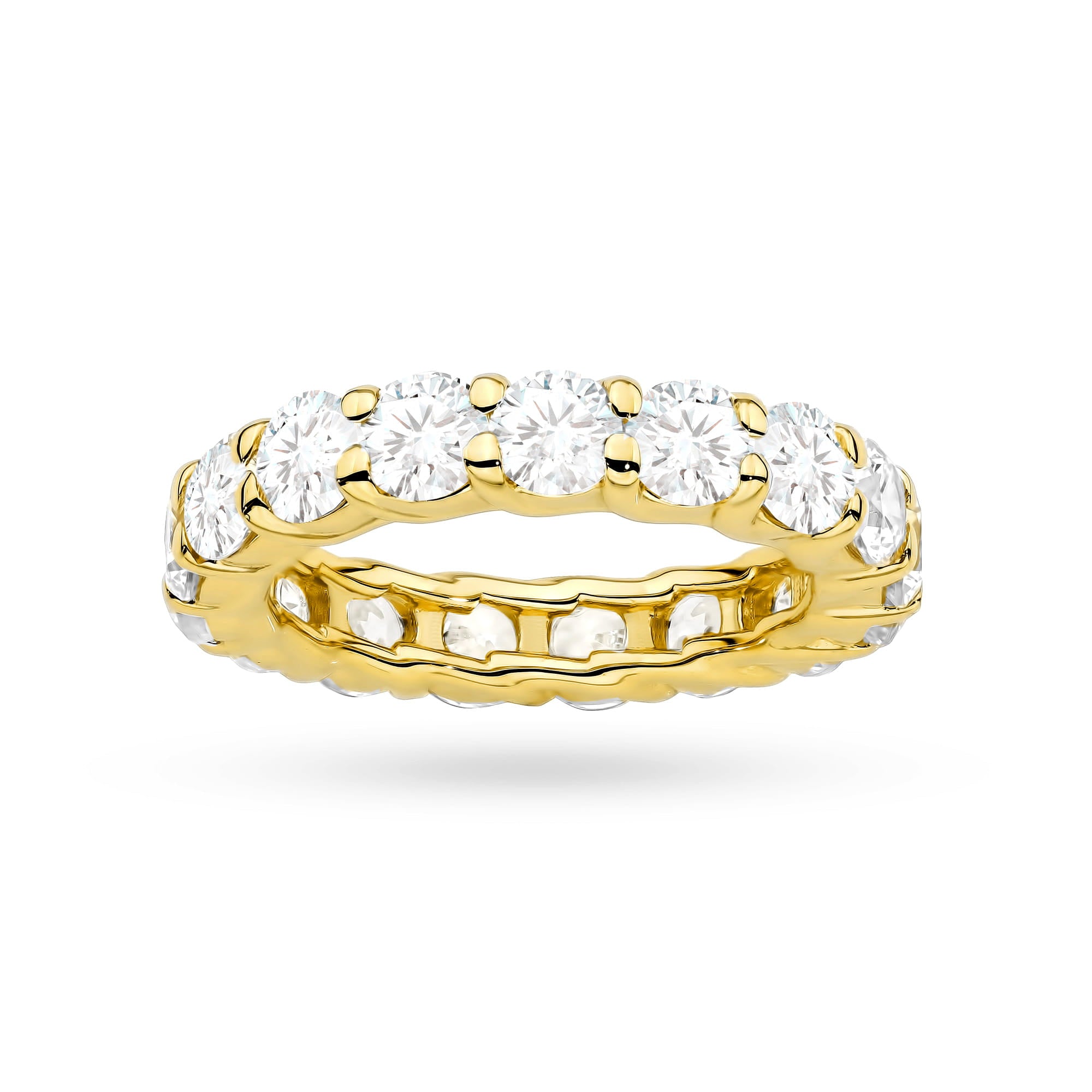 Gold Ring With Lab-Grown Diamonds