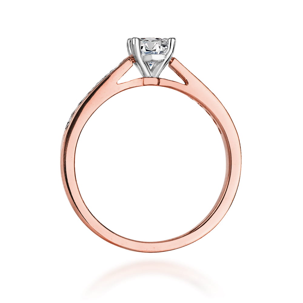Gold Ring With Diamonds