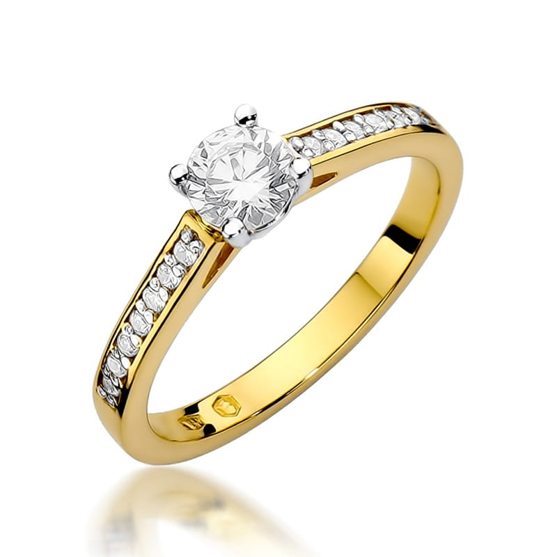 Gold Ring With Diamonds