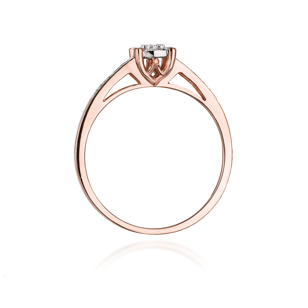 Gold Ring With Diamonds
