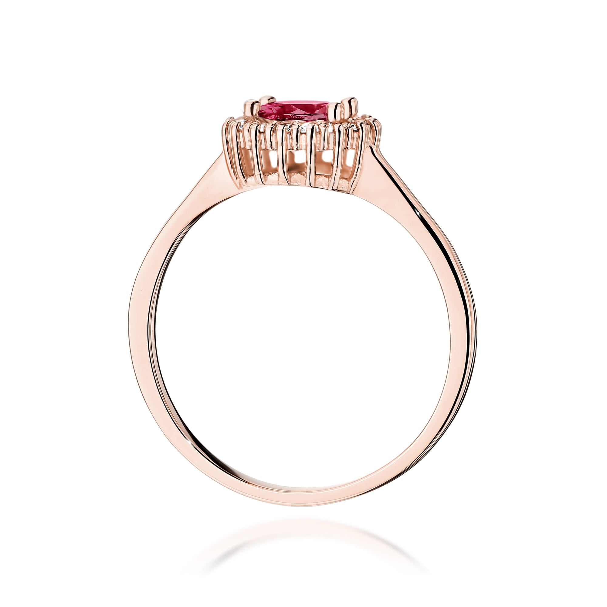 Gold Ring With Ruby And Diamonds
