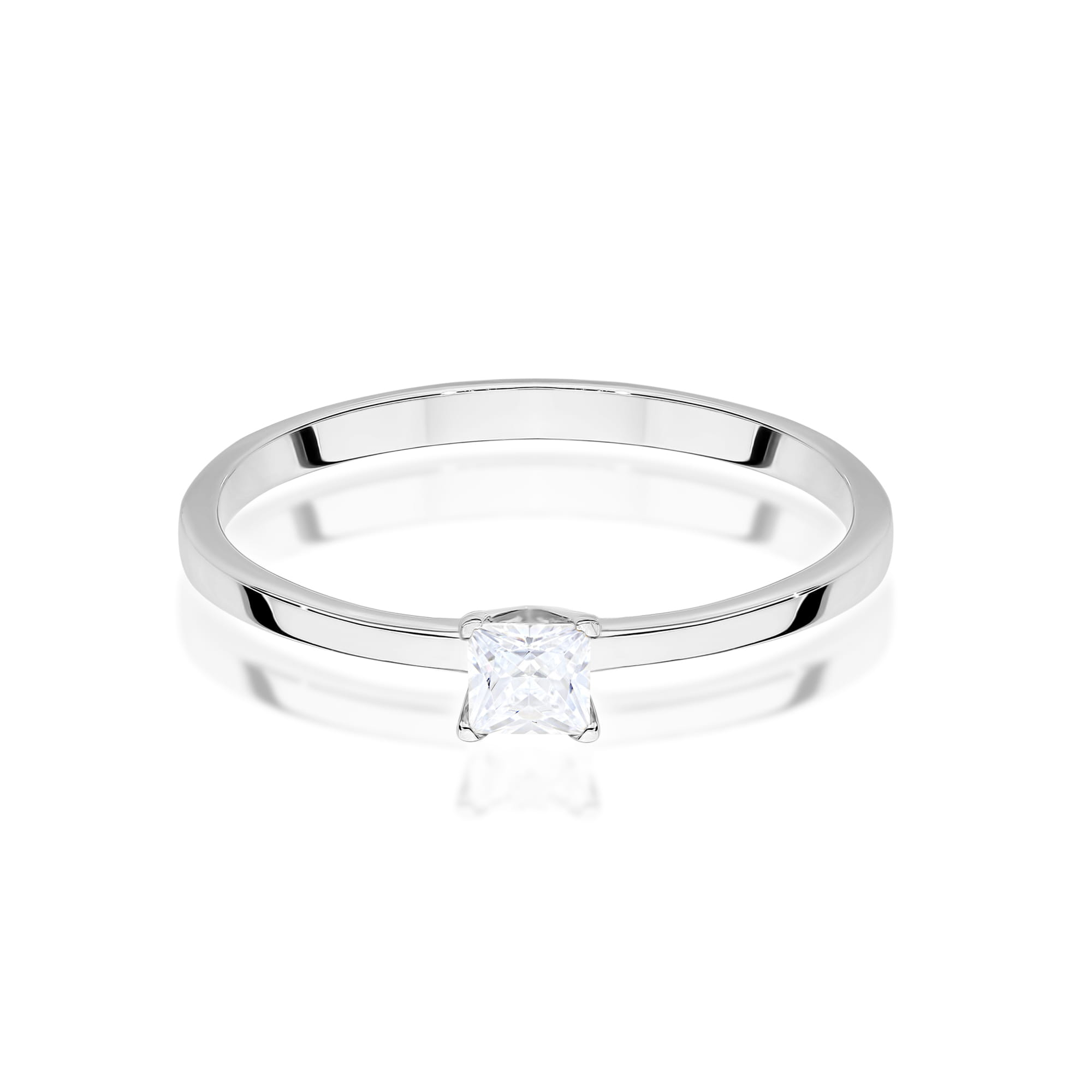 Gold Ring With Diamond