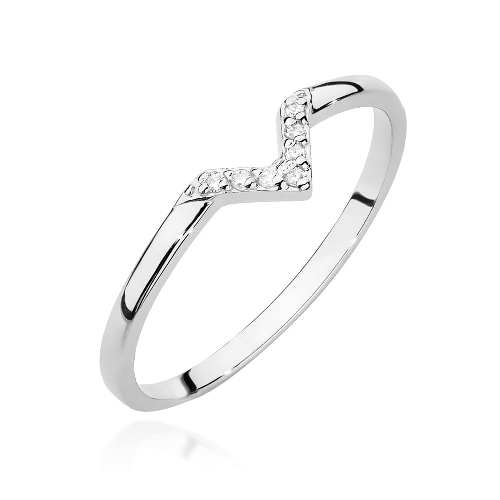 Gold Ring With Diamonds