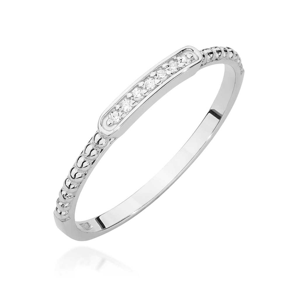 Gold Ring With Diamonds