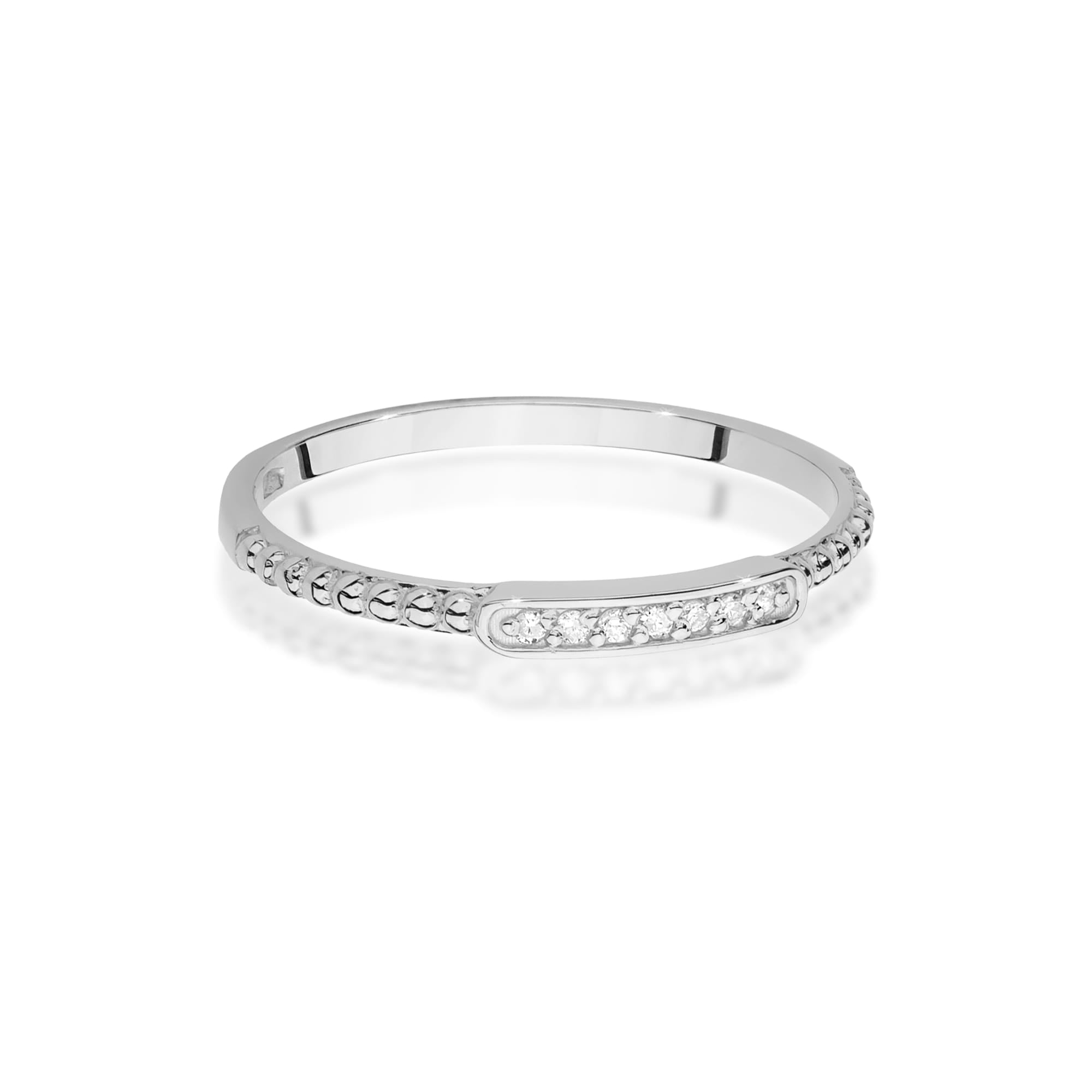 Gold Ring With Diamonds
