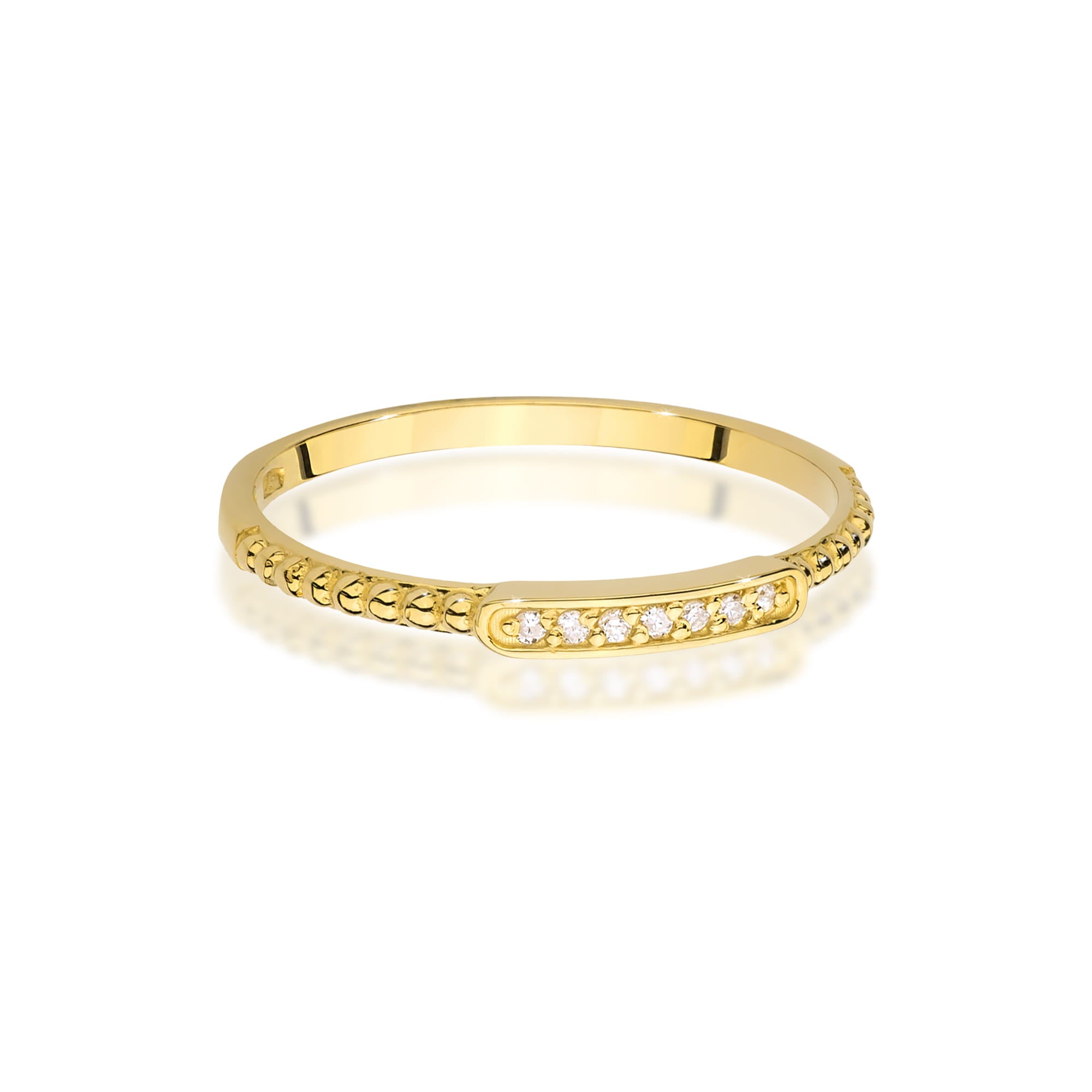 Gold Ring With Diamonds