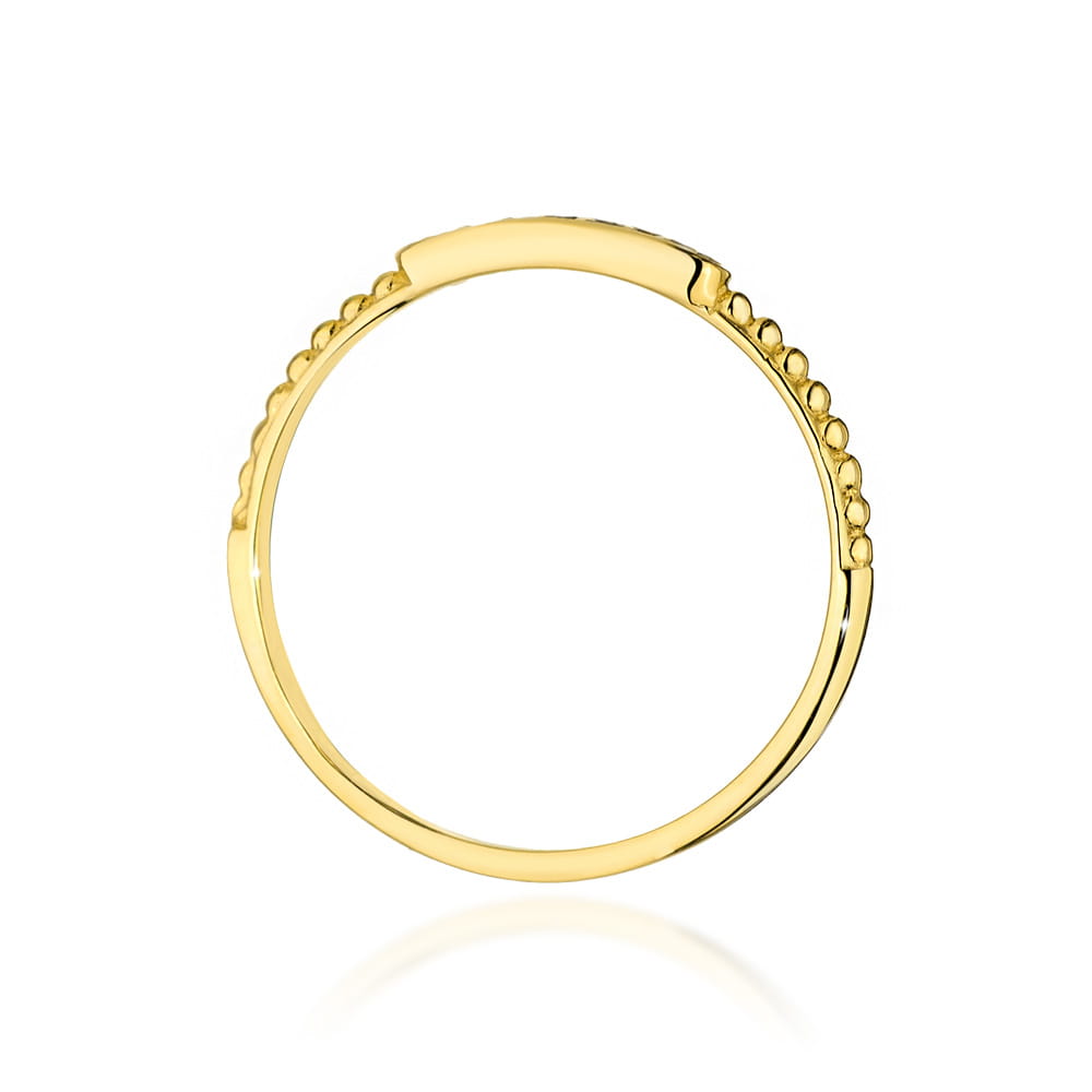 Gold Ring With Diamonds