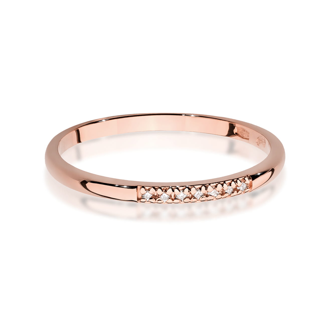 Gold Ring With Diamonds