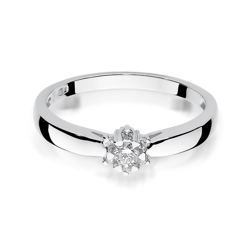 Gold Ring With Diamonds