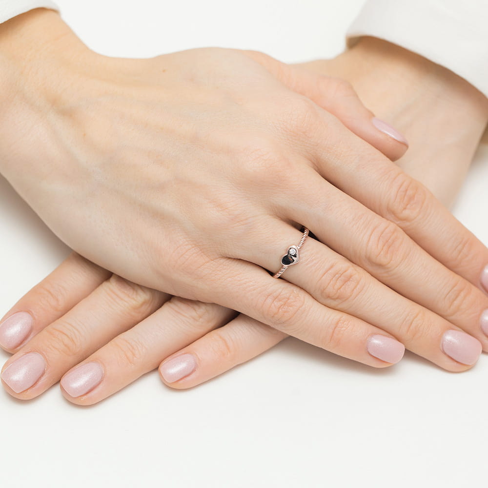 Gold Ring With Diamond