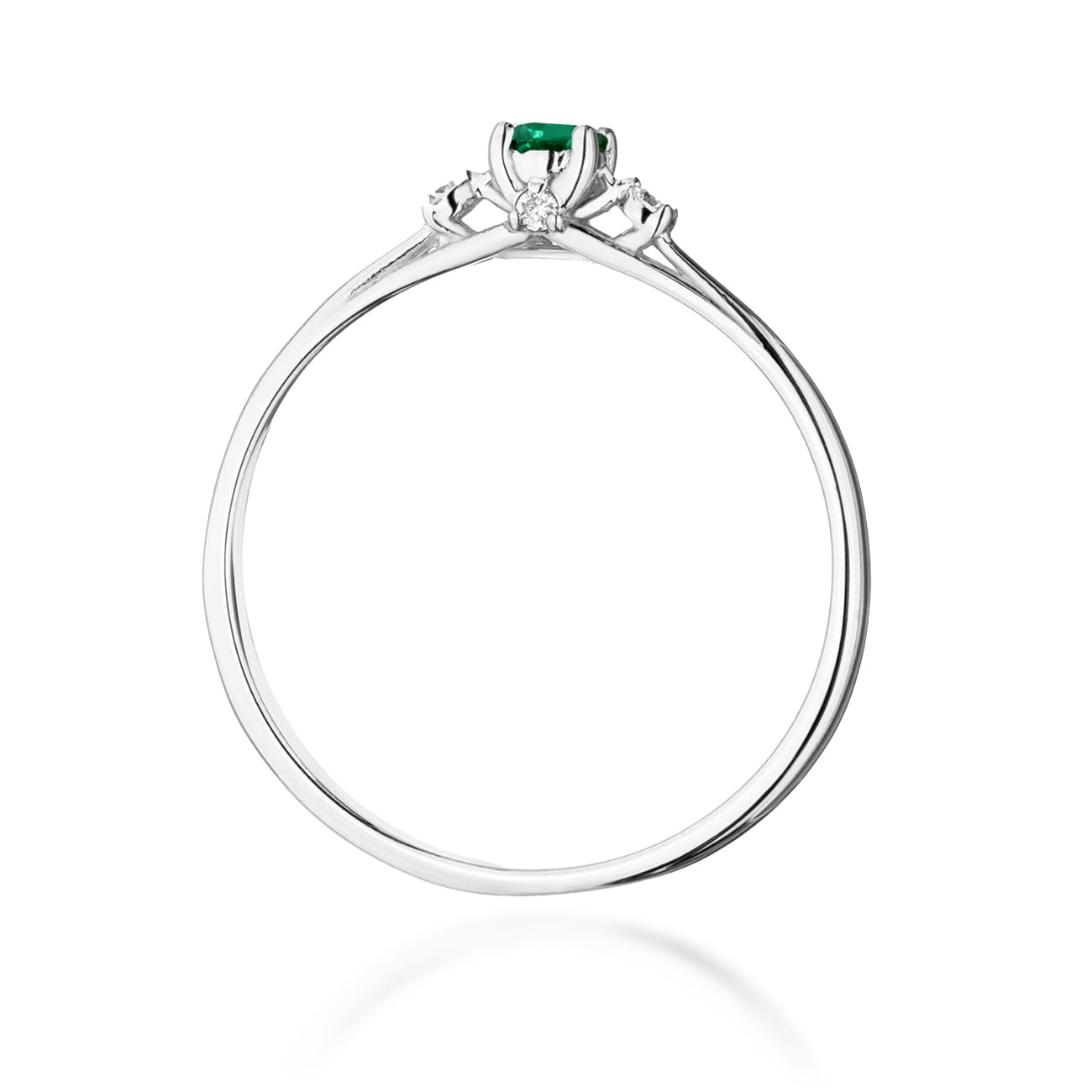 Gold Ring With Emerald And Diamonds